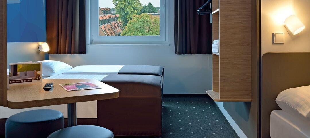 B&B Hotel Stuttgart-Neckarhafen Exterior photo